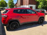 Jeep Compass 1.4 MultiAir 103kW Limited Limited - rote Jeep Compass