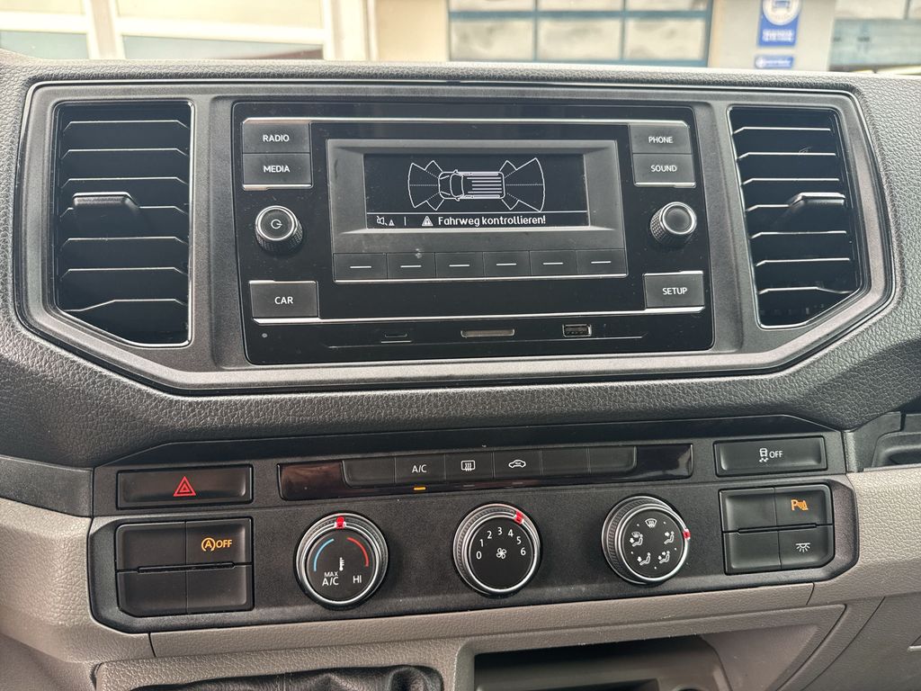 VW Crafter 35 Taxi 2.0 TDI LR HD Rollstuhlrampe VW Crafter 35 Taxi 2.0 TDI LR HD Rollstuhlrampe