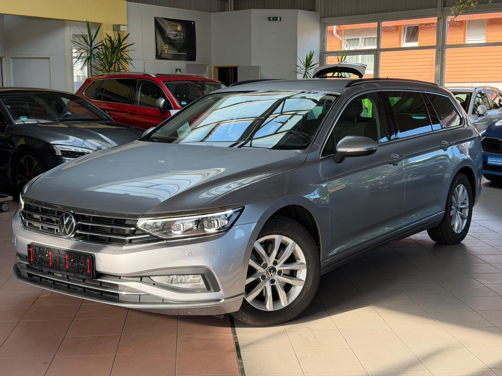 Volkswagen Passat Variant Business *ACC*RFK*AHK*
