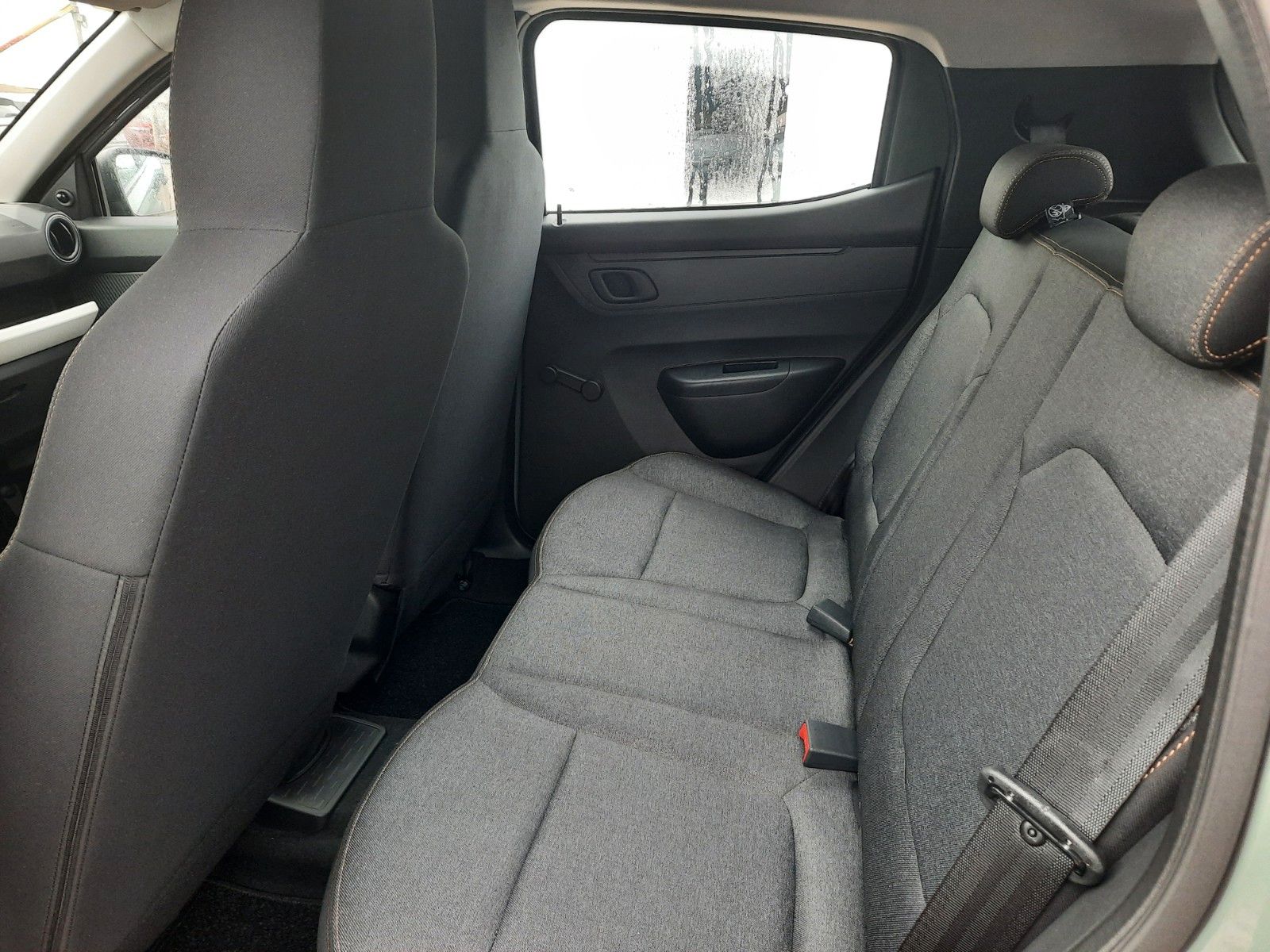 Dacia Spring - Bild 9