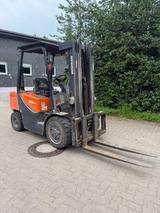 Doosan D 30 GP 34 KW Seitenhub 4.71m Hub - Angebote