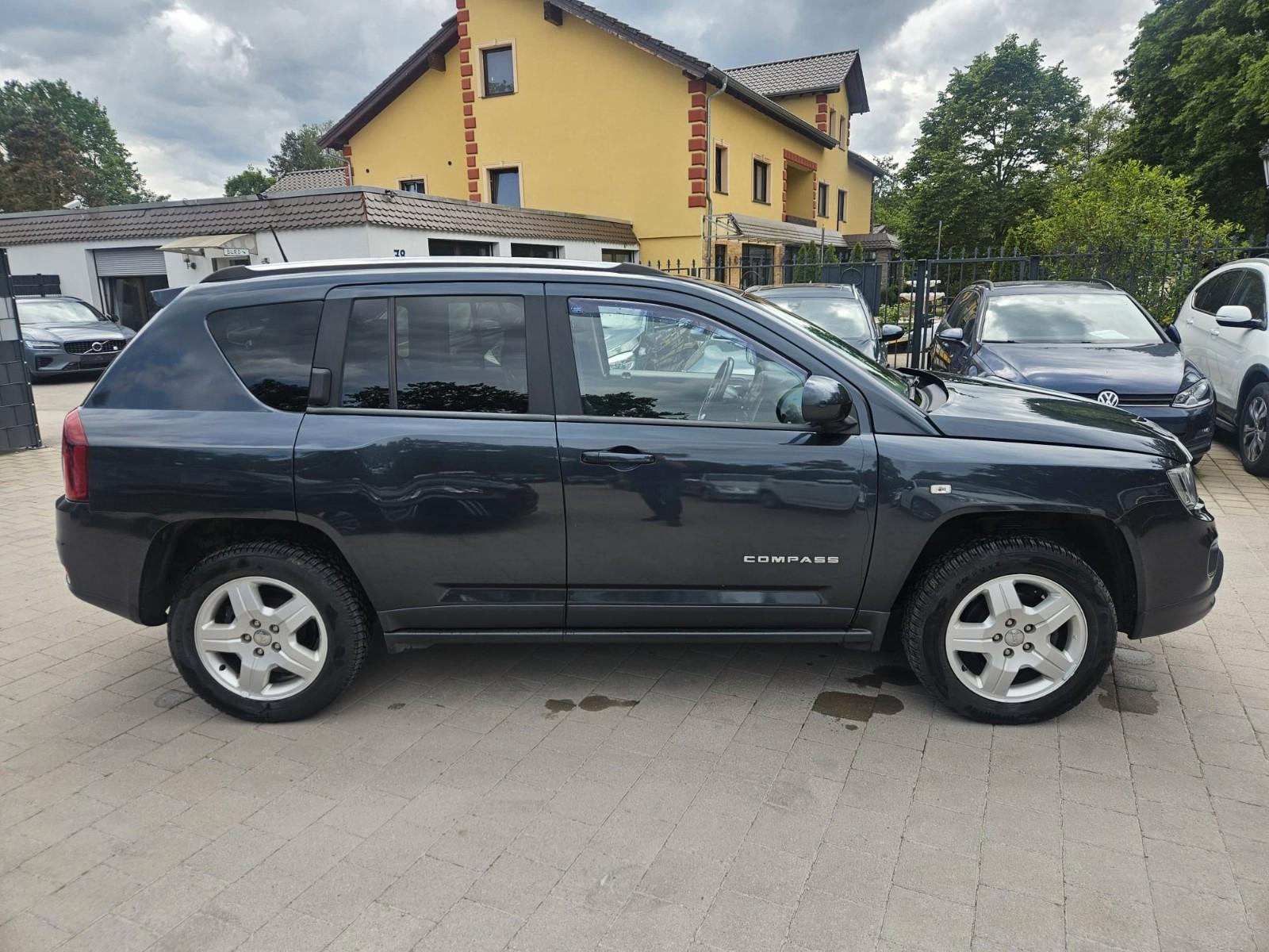 Jeep Compass 2013 — photo 6