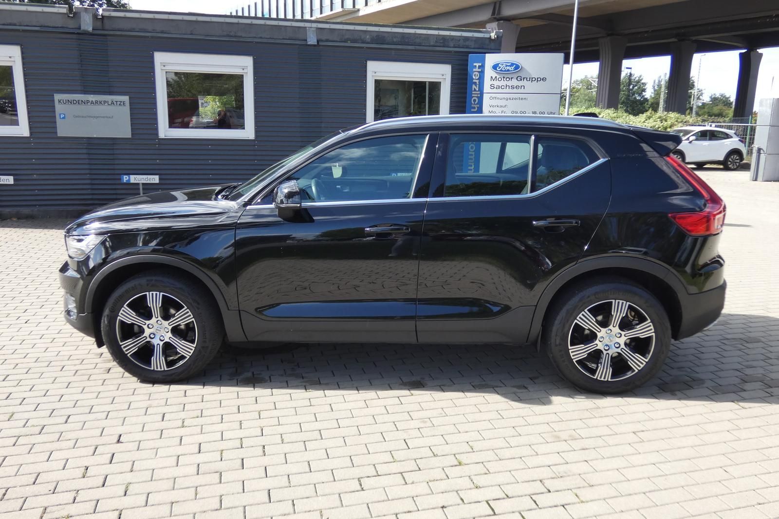 Volvo XC40 T3 Inscription #LEDER #DAB+ #AHZV #LED foto 3