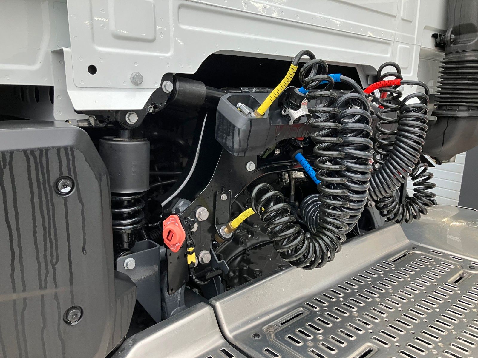 Fahrzeugabbildung DAF XF 450 FT mit ADR