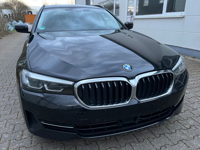 BMW 520D XDRIVE ACC HUD AHK LEDER COGNAC HIFI 1HAND