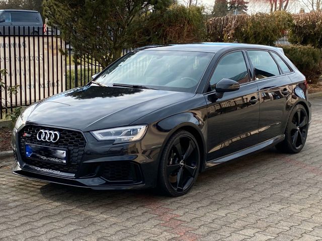 Audi RS3 Sportback Quattro EU-Car 1.Hand BangOlufsen