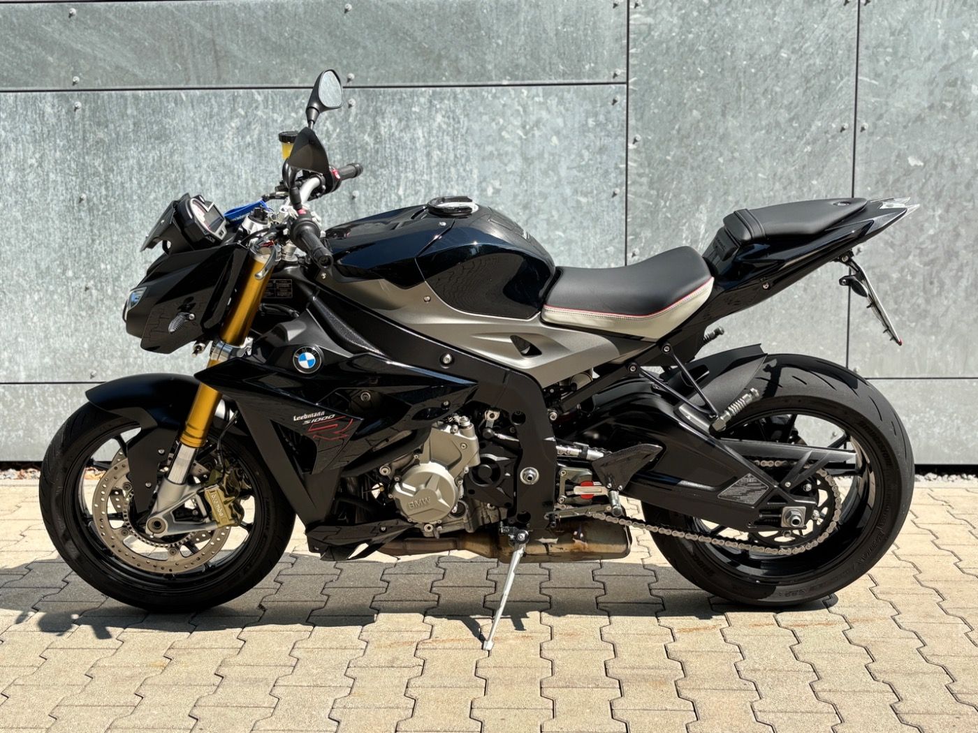 Fahrzeugabbildung BMW S 1000 R Sport- und Dynamik Paket Akrapovic, Frä