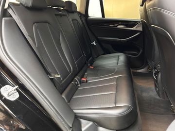 BMW X3 - 11