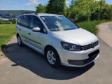 Volkswagen VW Touran 1.4 TSI , TÜV 05.26, TOP-Angebot - Volkswagen Touran mit Benzin-Antrieb: Kleinbus, 2.0