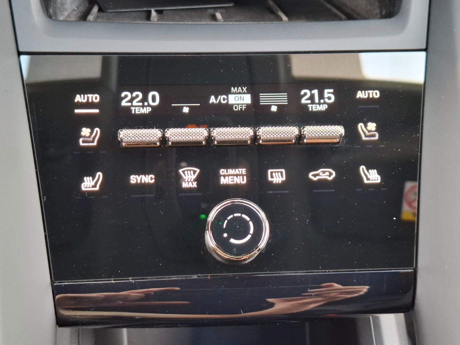 Porsche Macan E Turbo Burmester Sitzlüftung  HA-Lenkung foto 12
