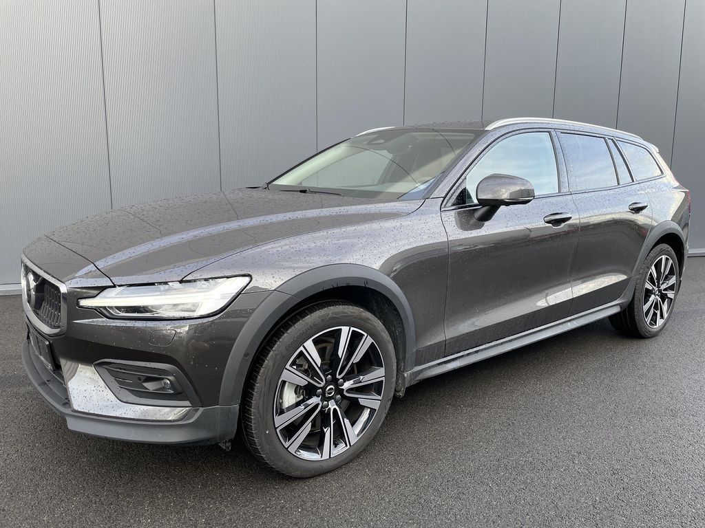 Volvo V60 Cross Country