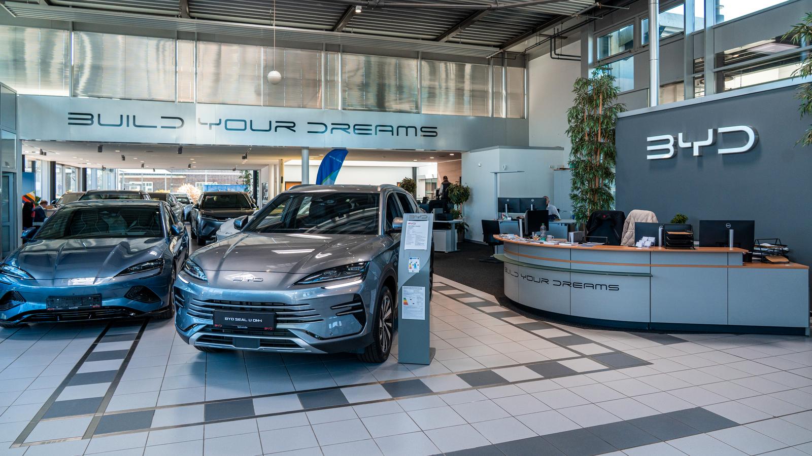 showroom-image-main