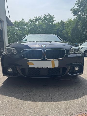 BMW 530d xDrive Touring M Pakt 