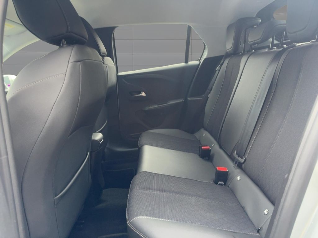 Fahrzeugabbildung Opel Corsa AUTOMATIK RÜCKFAHRKAMERA WINTERPAKET