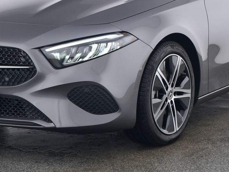 Mercedes-Benz A 180 PROG-ADV NIGHT 18" WD-GLAS PANO TOTWINKEL