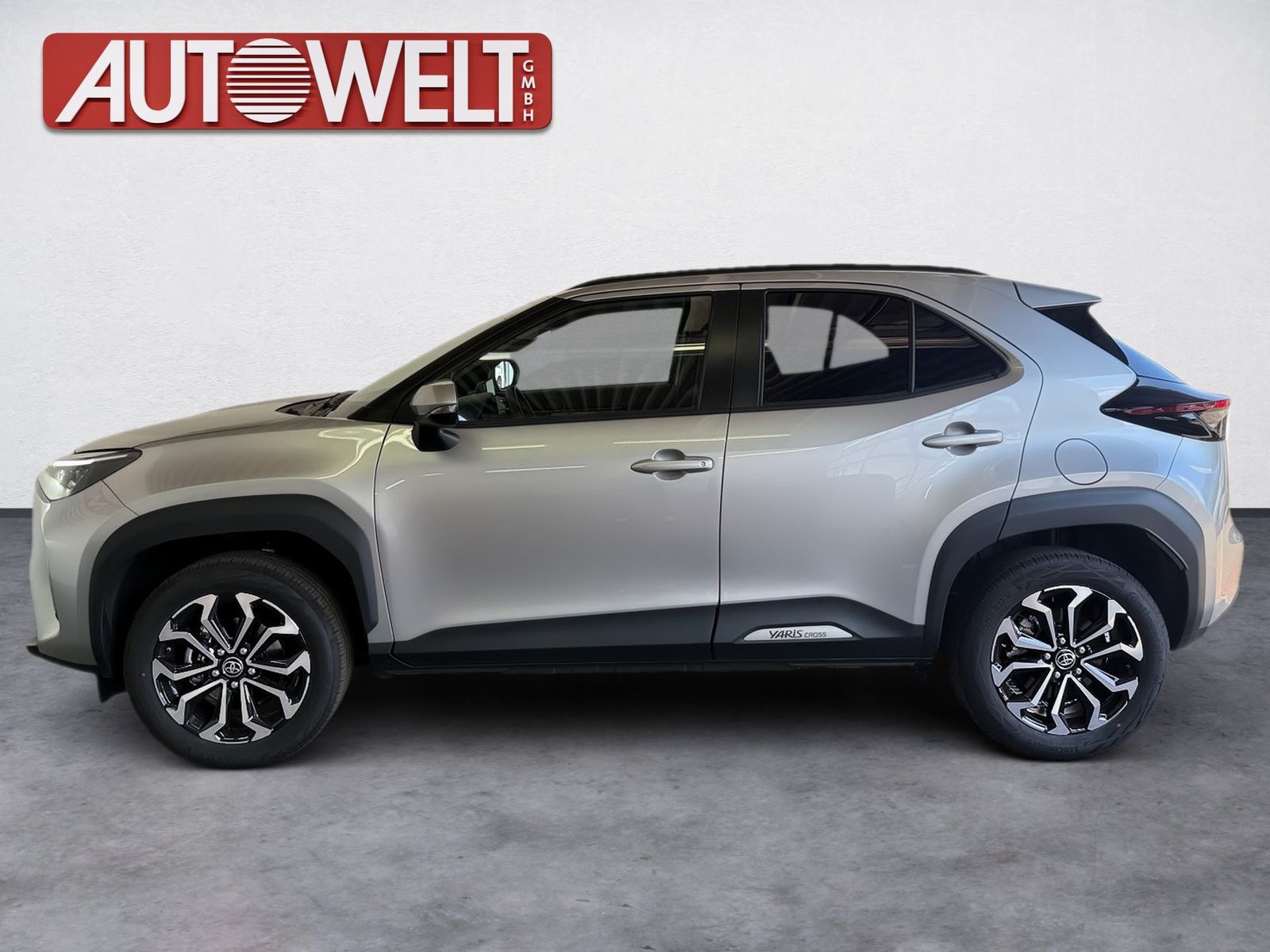 Fahrzeugabbildung Toyota Yaris Cross 1.5 Hybrid Teamplayer KlimaA,LED,SHZ