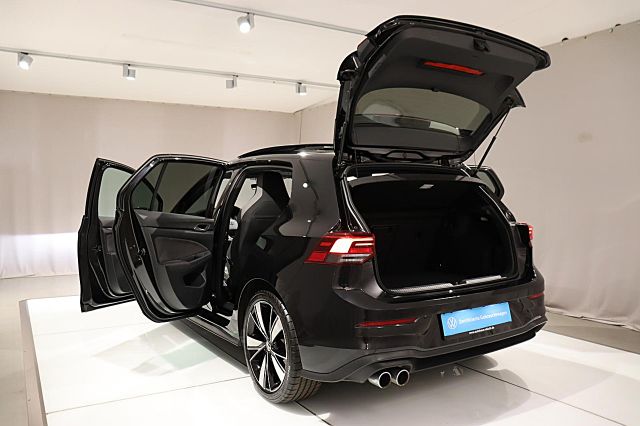 Golf GTD 2.0 TDI DSG NAVI KAMERA PANORAMA SPORTF