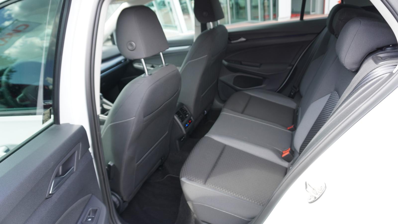 Volkswagen Golf VIII 1.5 TSI Active LED ACC Standheizung, миниатюра 10