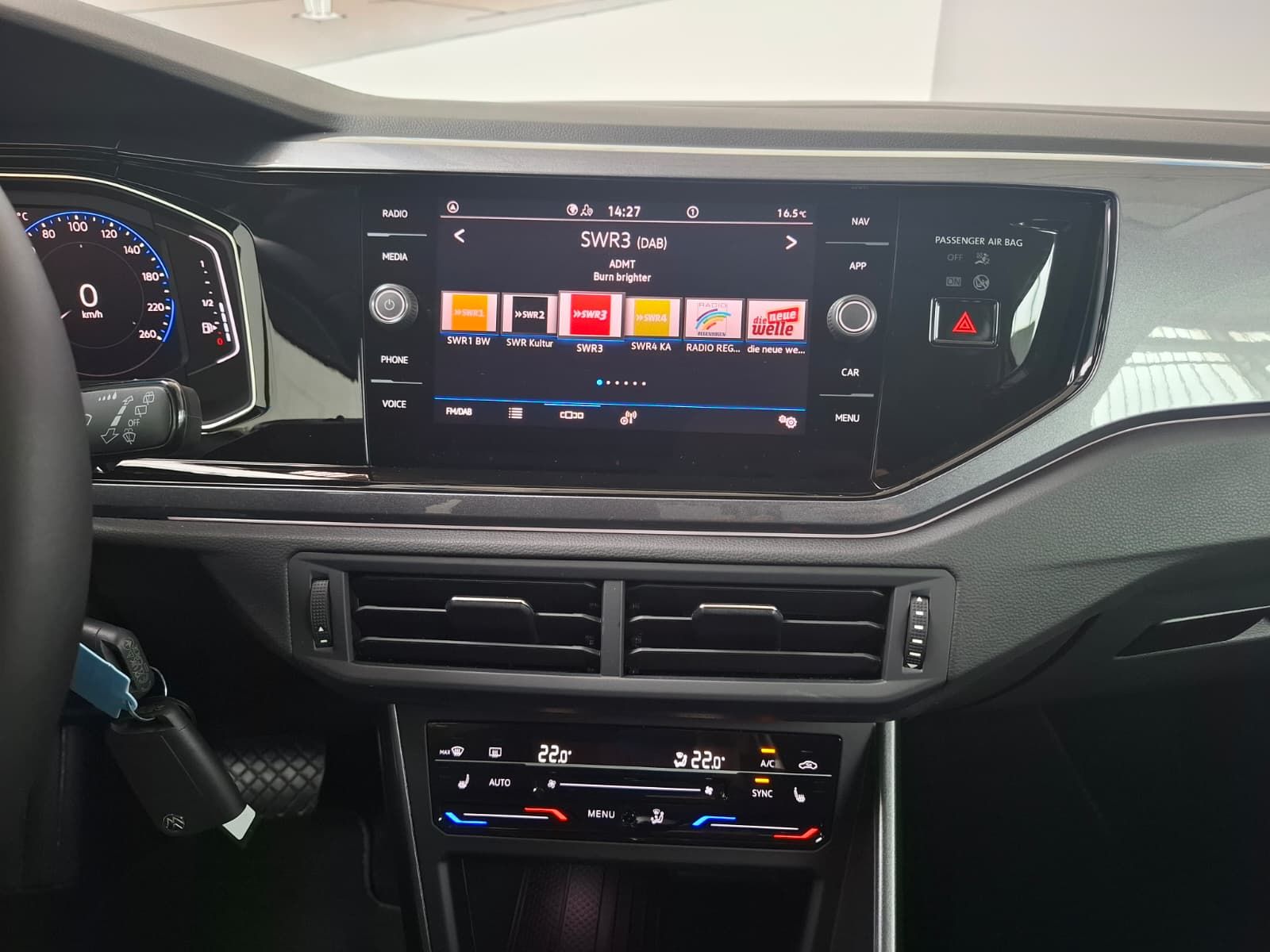 Fahrzeugabbildung Volkswagen Polo VI Style 1.0 TSI DSG +IQ Light +ACC +Kamera