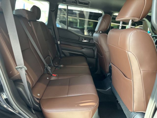 Toyota Land Cruiser  2.8 D-4D 4WD Executive *SOFORT*
