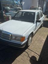 Mercedes-Benz 190 - Mercedes-Benz 190: Limousine