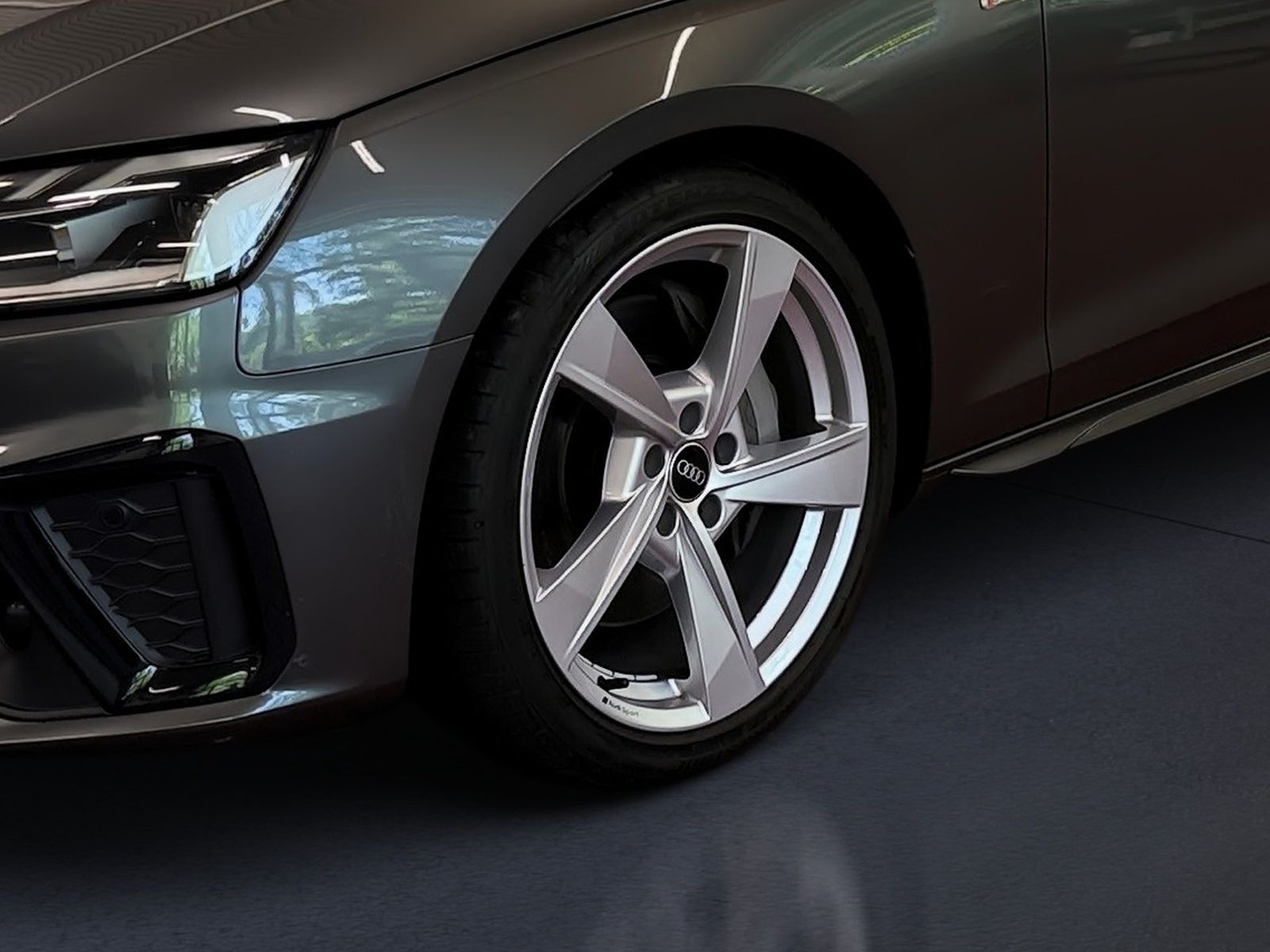 Audi A4 - Bild 14