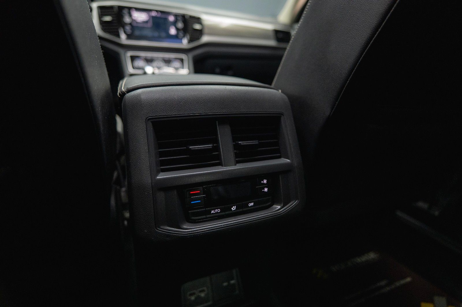 Fahrzeugabbildung Volkswagen ATLAS 3.6 4x4 SEL PREMIUM *6 Sitze*Pano*ACC*LED*