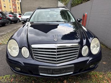 Mercedes E 200 - 2