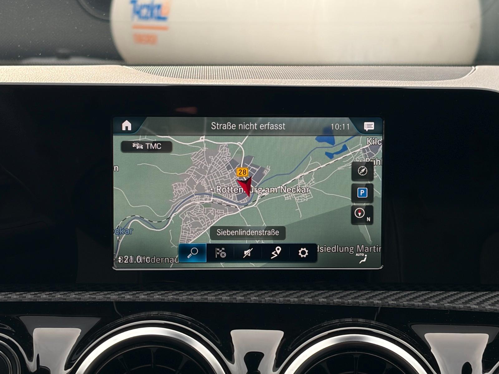 Mercedes-Benz CLA 180 SB SHZ LKA TEMP MBUX Navi Wifi CarPlay, миниатюра 21