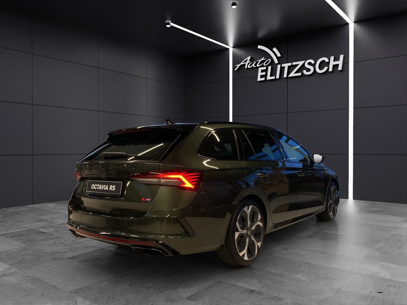 Fahrzeugabbildung SKODA Octavia Combi RS 2.0 TSI DSG AHK CANTON MATRIX
