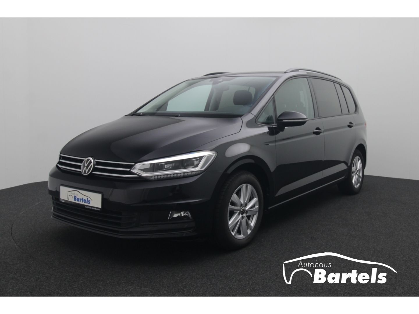 Fahrzeugabbildung Volkswagen Touran Comfortline BMT Start-Stop AHK schwenkbar