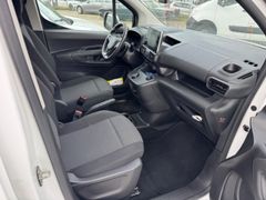 Fahrzeugabbildung Combo XL Cargo Edition erhöhte Nutzlast AUTOMATI