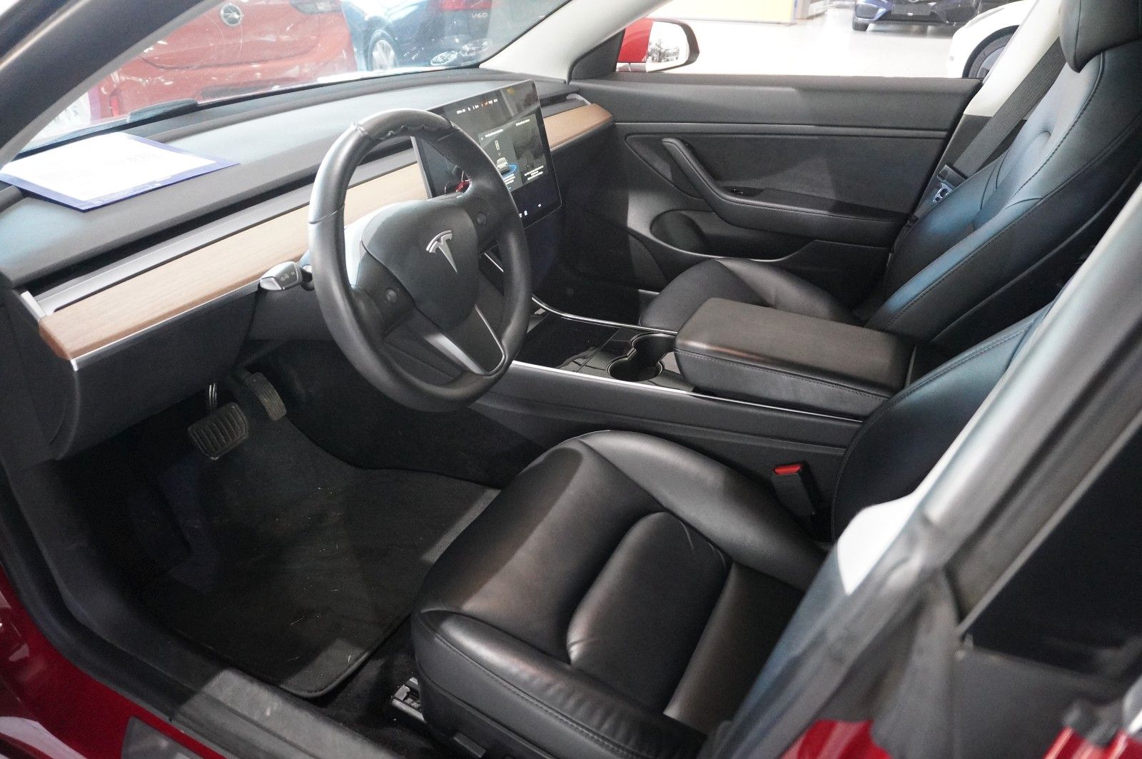 Fahrzeugabbildung Tesla Model 3 Standard Range Plus NAVI/KAMERA/DAB/AHK