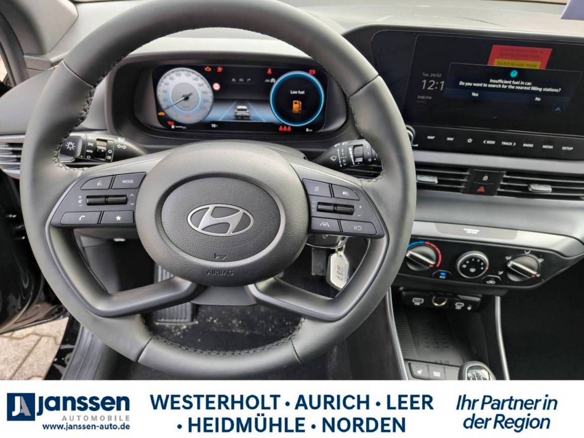 Fahrzeugabbildung Hyundai i20 Blackline/BOSE Soundsystem/Navi/Rückfahrkame