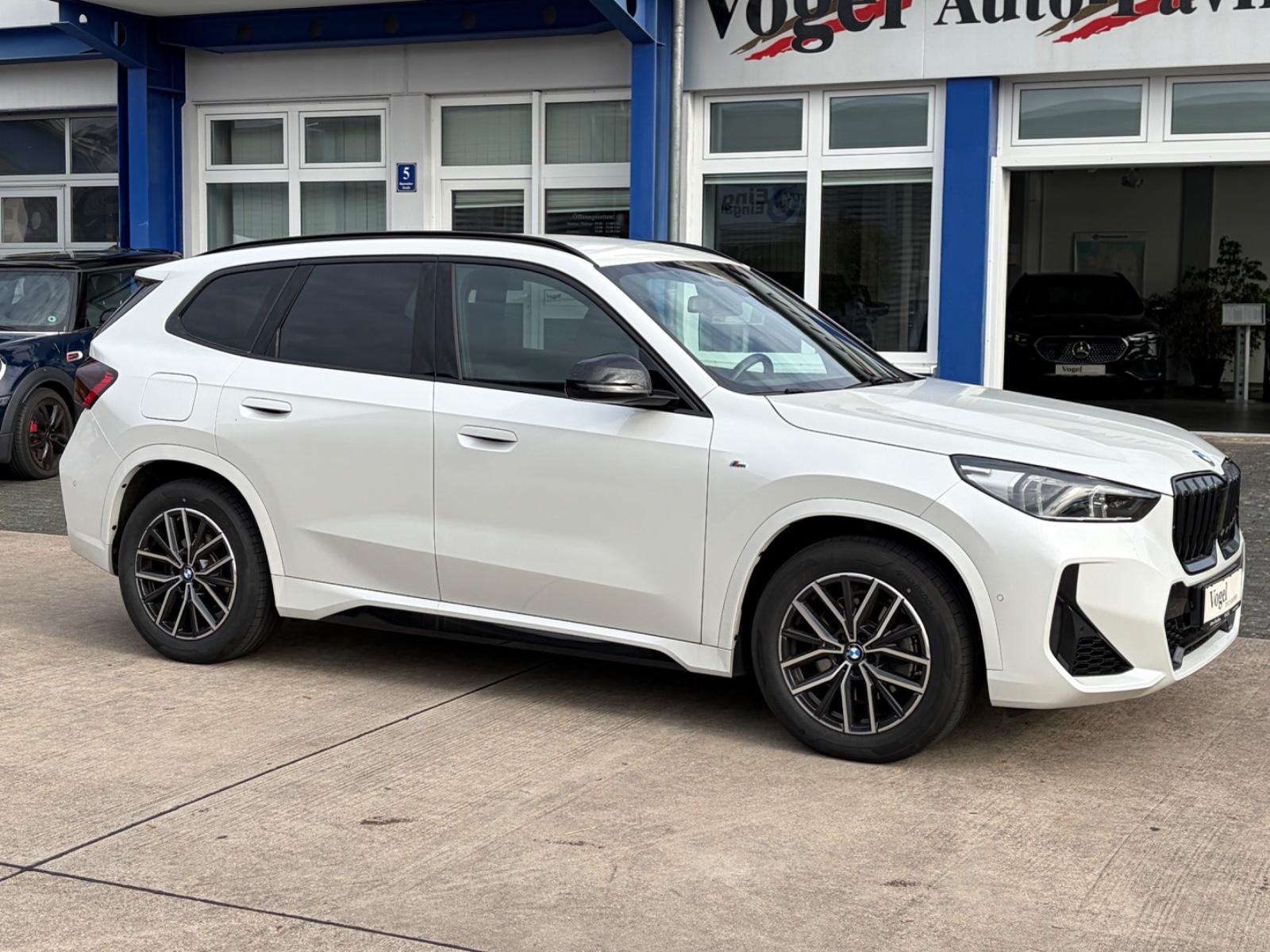 BMW X1 xDrive 23 i M Sport PREMIUM/M-PAKET/AHK
