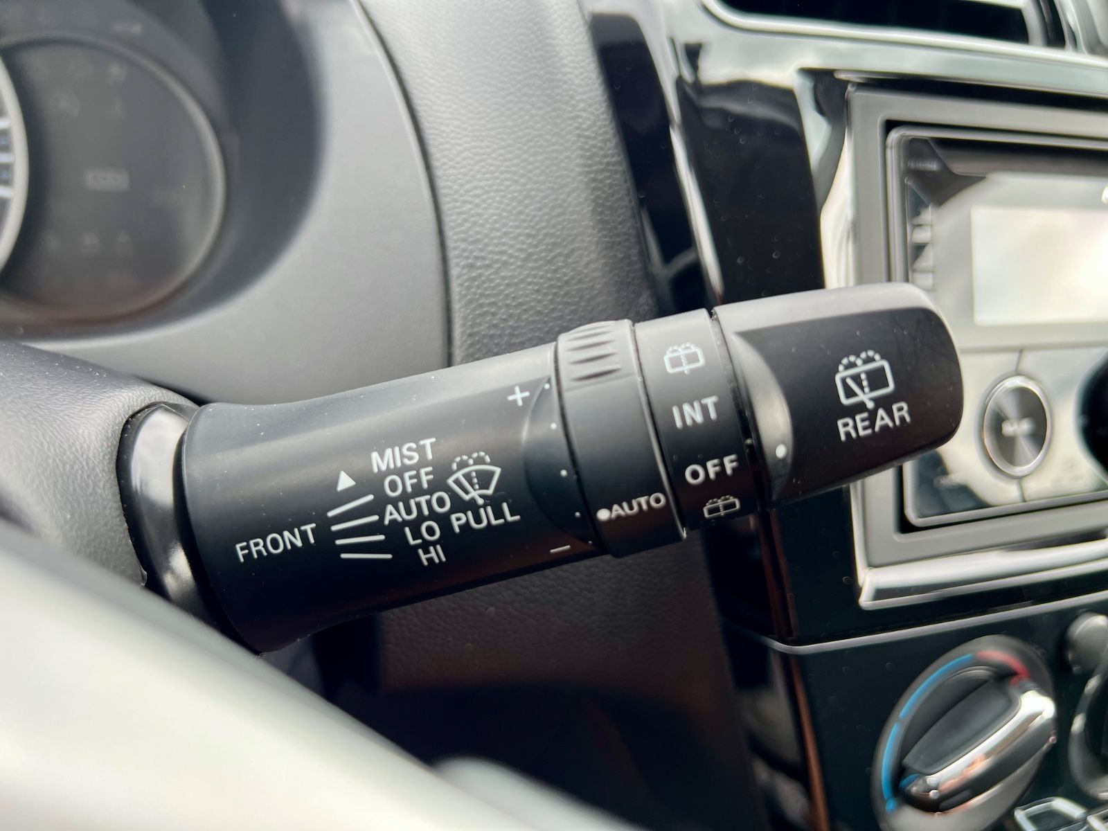 MITSUBISHI Space Star Basis EL. FENSTER L+R SENSOR ISOFIX