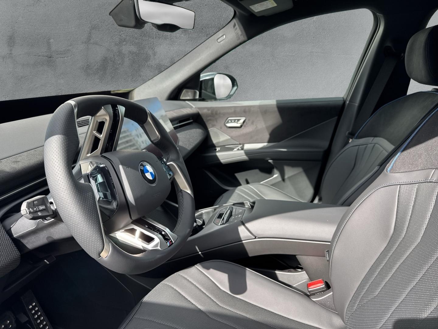 BMW iX3 40 M Sport LMR 21'' Sportpaket HUD AHK Sound