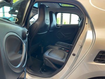 Smart ForFour  66kW *TÜV-0427*KLIMA*TEMPOMAT*NAVI*