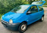 Renault Renaul Twingo zum Verkauft - Renault Twingo aus 2003 mit Benzin-Antrieb: Kleinwagen