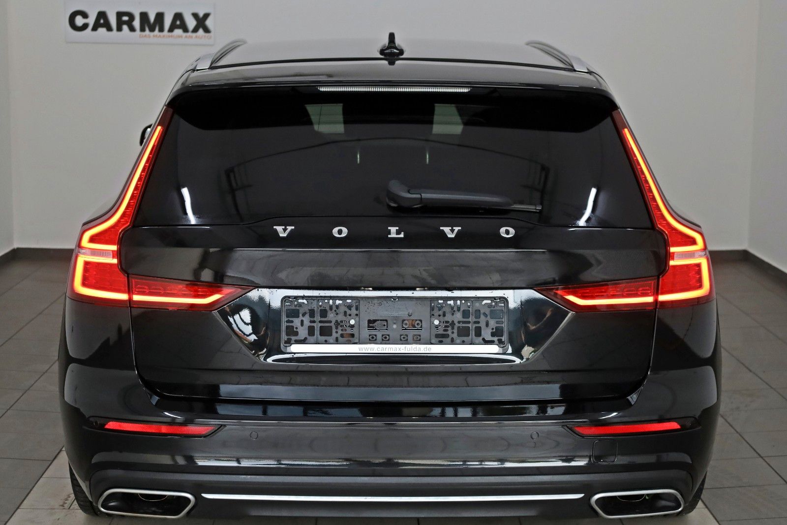 Fahrzeugabbildung Volvo V60 Inscription T6 AWD, Leder,Navi,LED,SH,Kamera