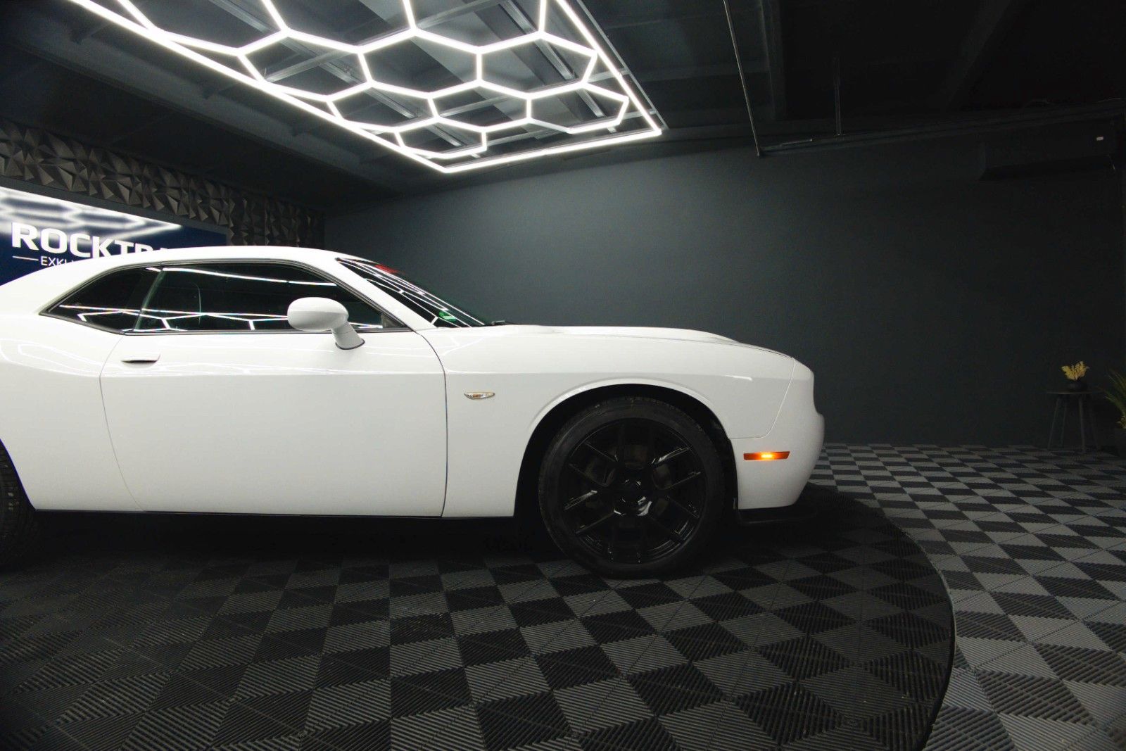 Fahrzeugabbildung Dodge Challenger 5.7 V8 R/T SRT Style *LED*20 Zoll*