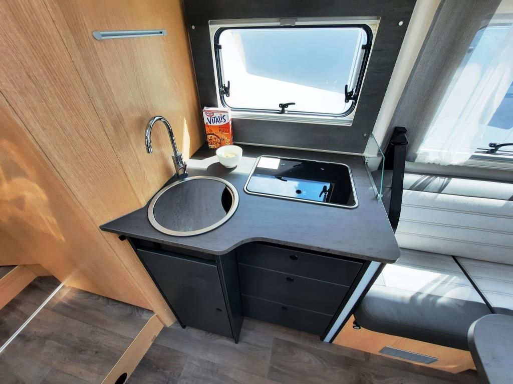 Fahrzeugabbildung Sunlight T 68C Adventure Edition Verfüg./Sparen Sie 3.811