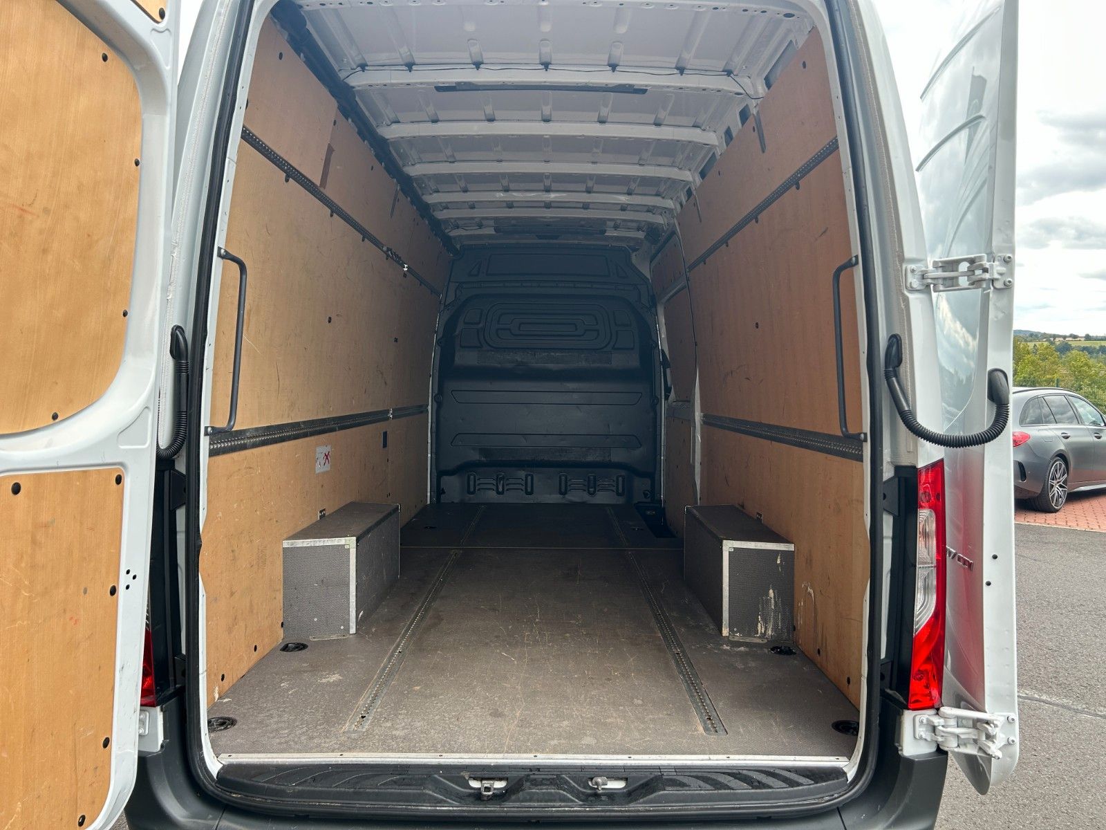 Fahrzeugabbildung Mercedes-Benz Sprinter 317 CDI 9G 4325 Klima Kamera AHK3,5to