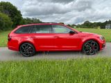Skoda Octavia DSG RS 245 Combi Panorama - Skoda Octavia: Rot