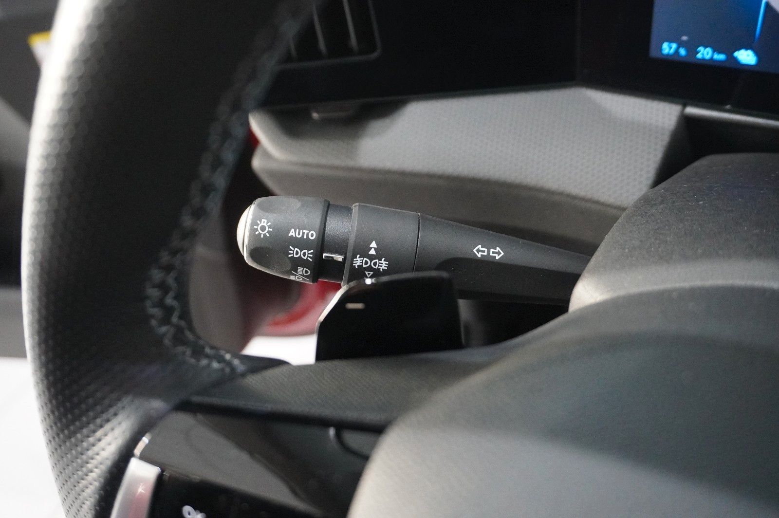 Fahrzeugabbildung Opel Astra L Lim. 1.6 HYBRID ELEGANCE NAVI/KAMERA/AHK