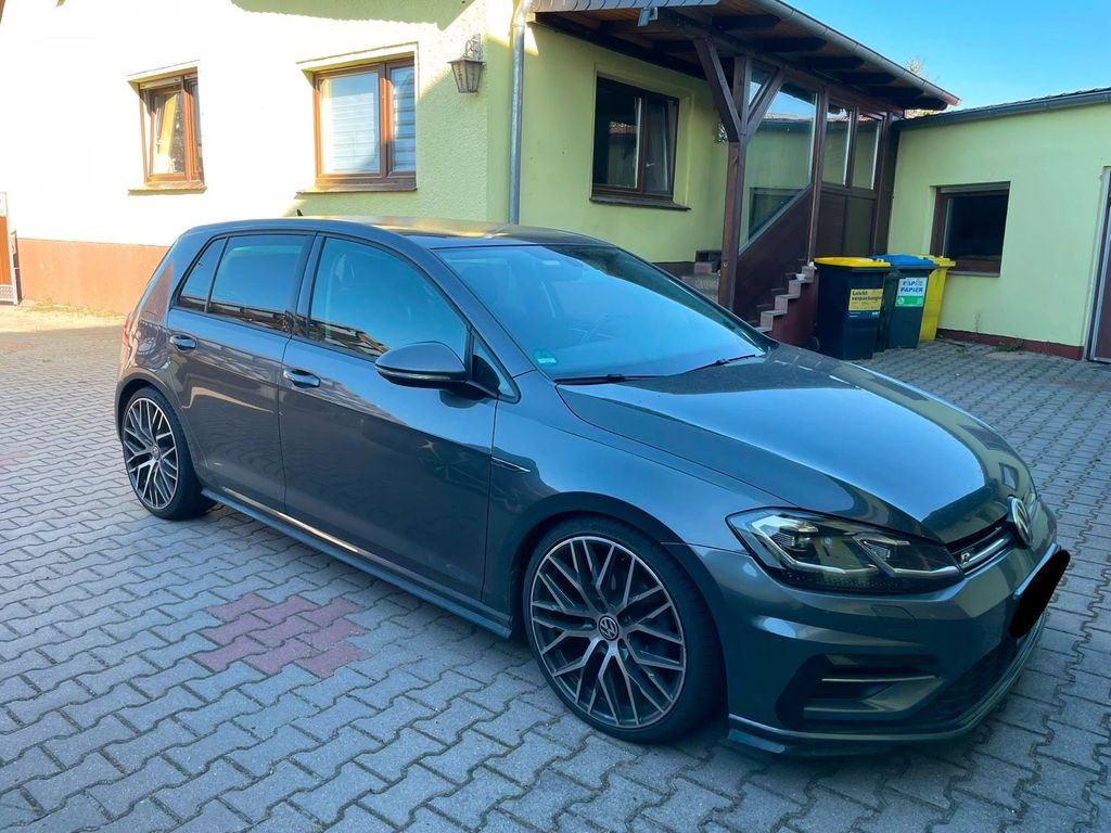 Image of Volkswagen Golf