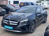 Mercedes-Benz GLA 200 GLA GLA 200 - Mercedes-Benz GLA 200: Limousine