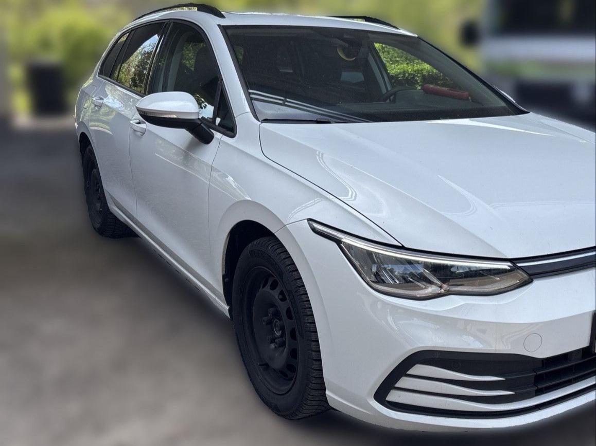 Volkswagen Golf VIII Variant Life