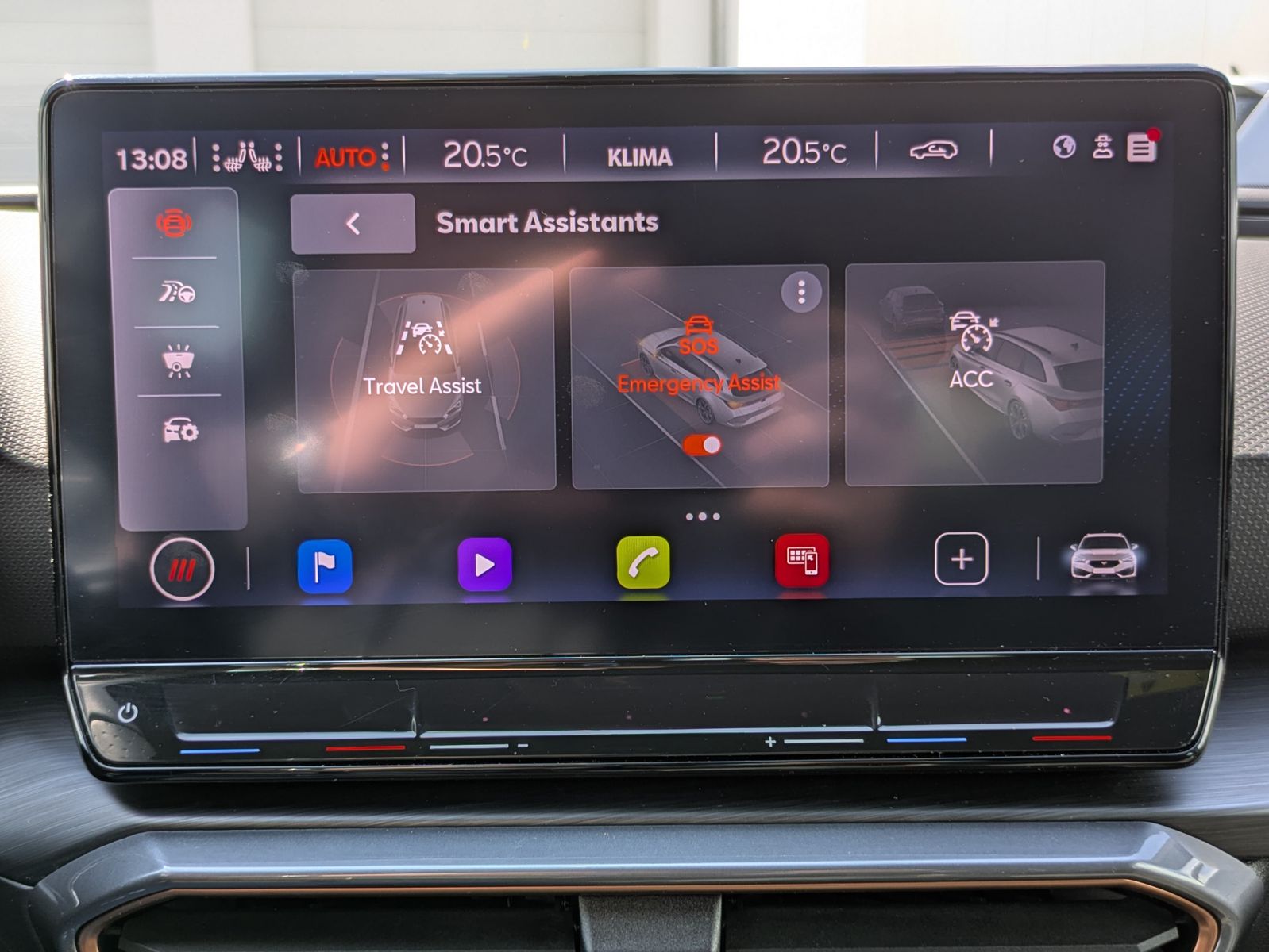 Fahrzeugabbildung CUPRA Leon 1.5 eTSI DSG MATRIX-LED*ACC*APP*KAMERA*18"