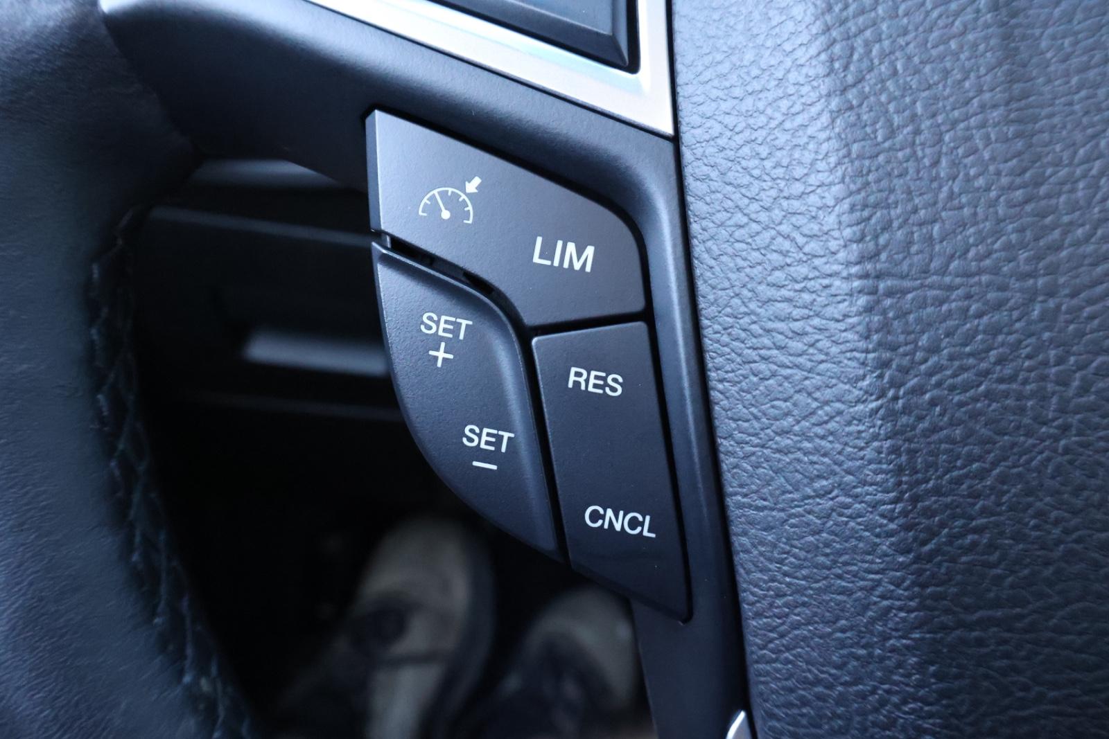Ford Edge Titanium 4x4 LED/SHZ/NAV/TEMP